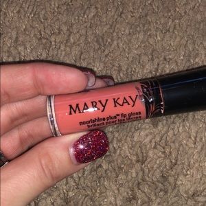 Sun Blossoms lip gloss Mary Kay